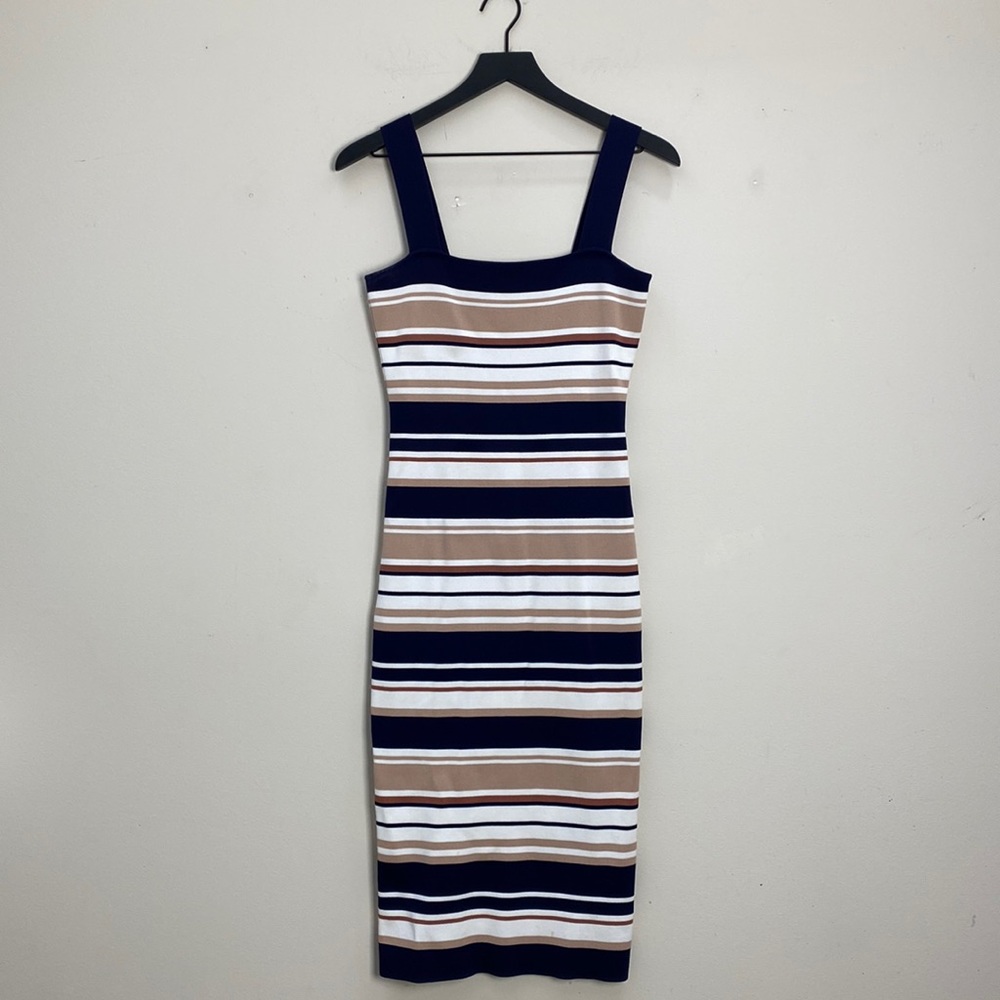 Gorgeous bodycon Bardot midi dress